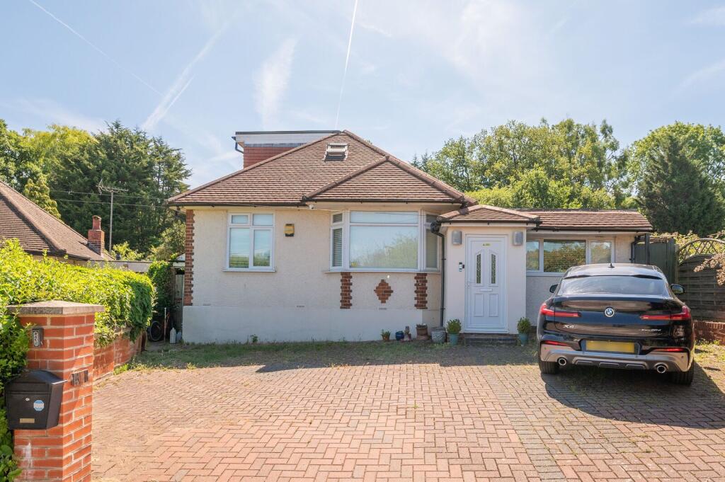 5 bed Bungalow for rent in Barnet. From Foxtons - North Finchley 5 bed Bungalow for rent in Barnet. From Foxtons - North Finchley