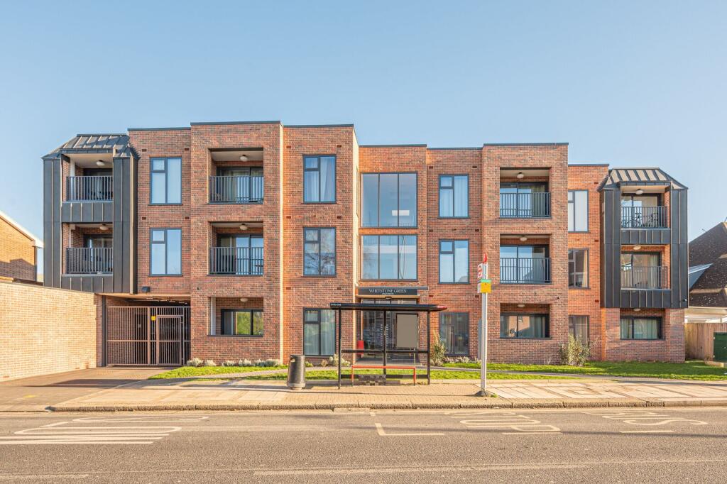 1 bed 1st Floor Flat for rent in Friern Barnet. From Foxtons - North Finchley