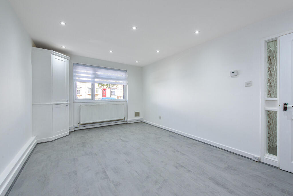 1 bed 1st Floor Flat for rent in Barnet. From Foxtons - North Finchley