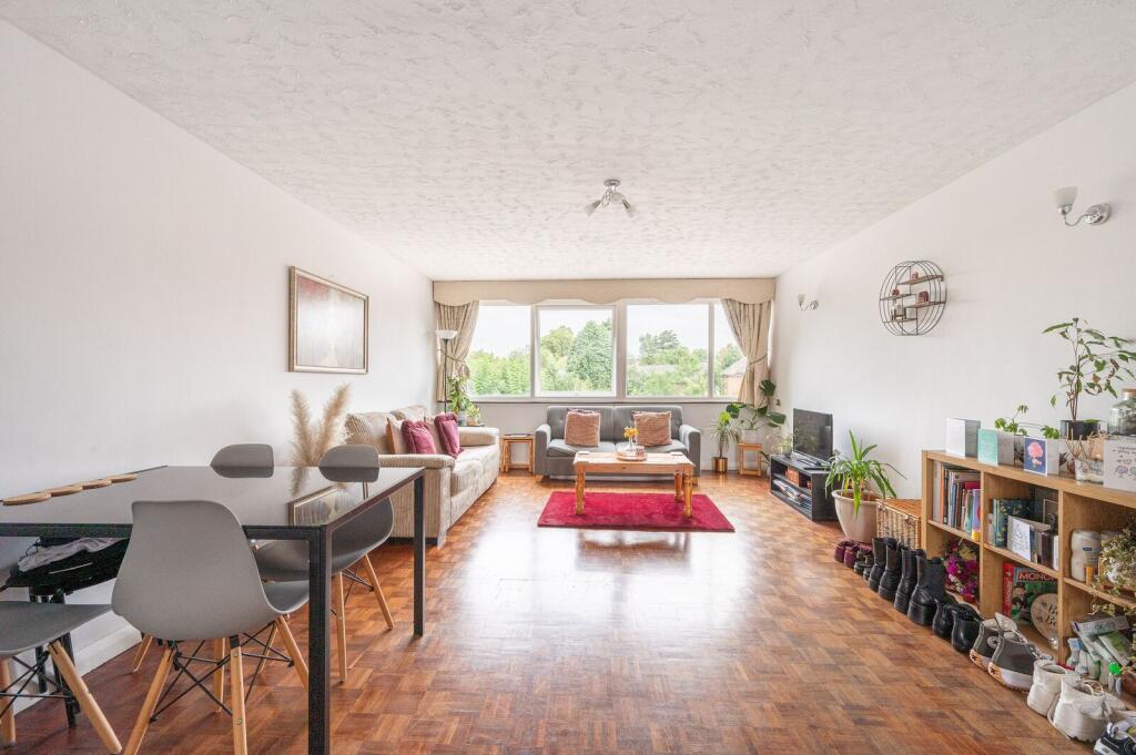 2 bed 1st Floor Flat for rent in London. From Foxtons - North Finchley