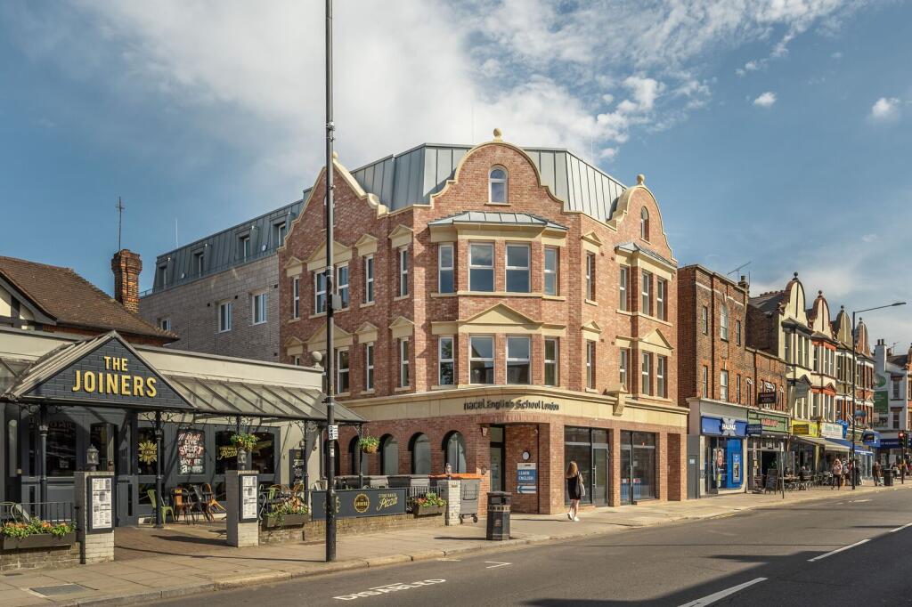 2 bed 1st Floor Flat for rent in London. From Foxtons - North Finchley