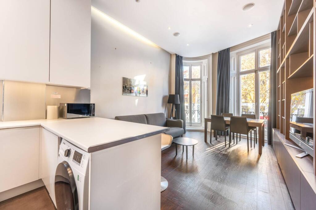 2 bed 1st Floor Flat for rent in London. From Foxtons - Notting Hill