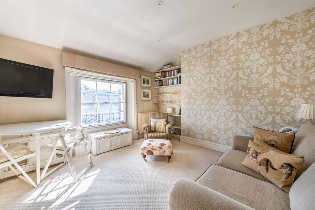 1 bed 1st Floor Flat for rent in London. From Foxtons - Notting Hill