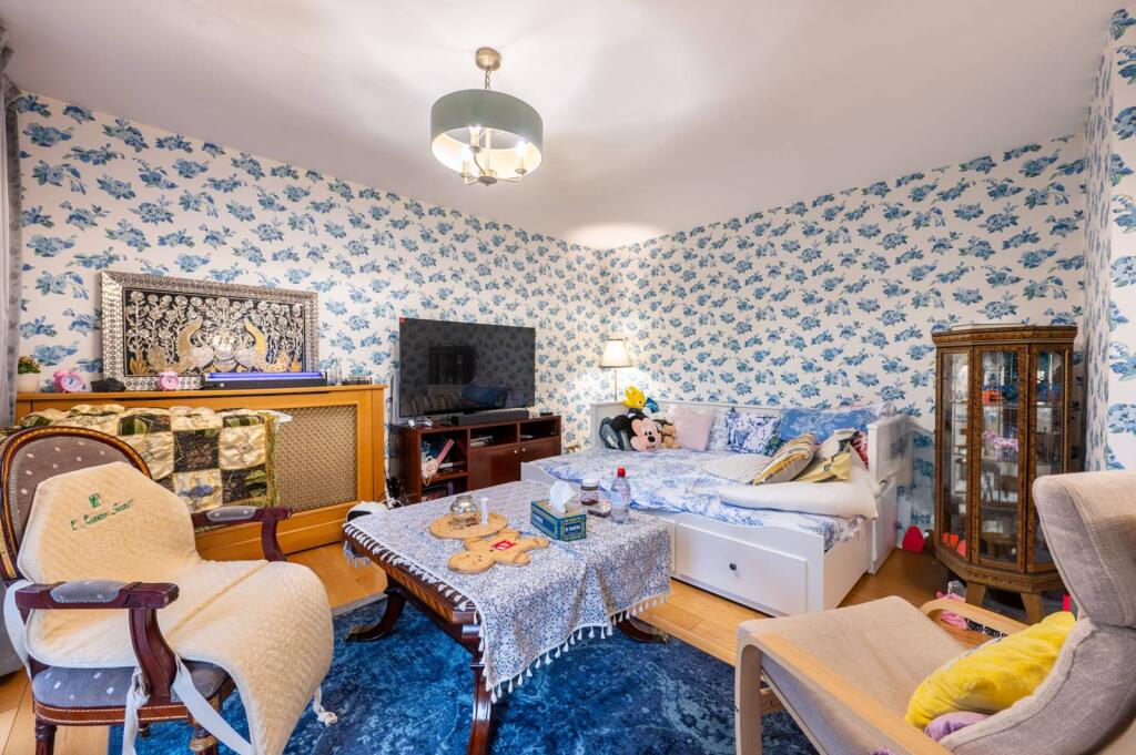 3 bed Annexe for rent in Paddington. From Foxtons - Notting Hill