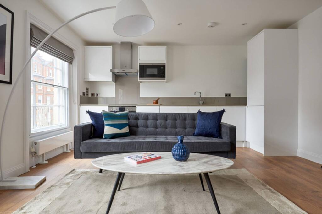 1 bed 1st Floor Flat for rent in London. From Foxtons - Notting Hill