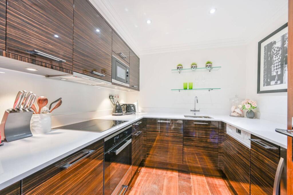 1 bed 1st Floor Flat for rent in London. From Foxtons - Notting Hill