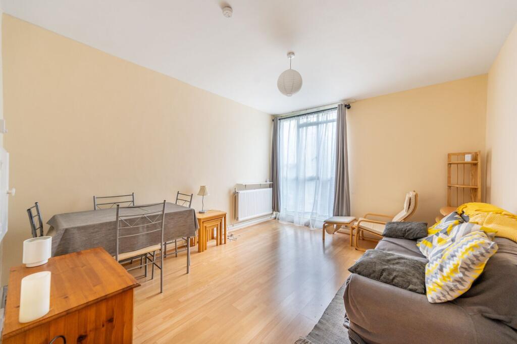 1 bed 1st Floor Flat for rent in London. From Foxtons - Notting Hill