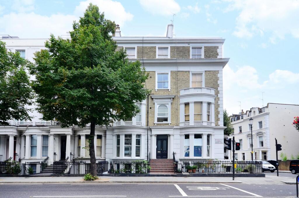 1 bed 1st Floor Flat for rent in London. From Foxtons - Notting Hill