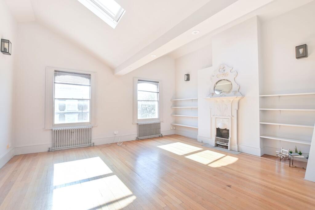 1 bed 1st Floor Flat for rent in London. From Foxtons - Notting Hill