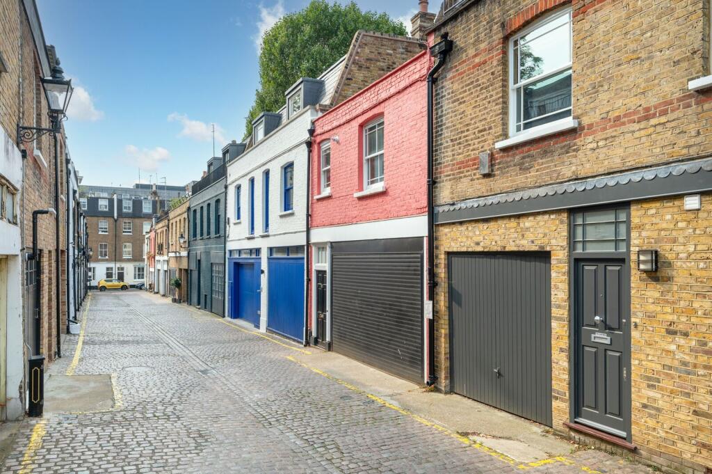 2 bed 1st Floor Flat for rent in London. From Foxtons - Notting Hill