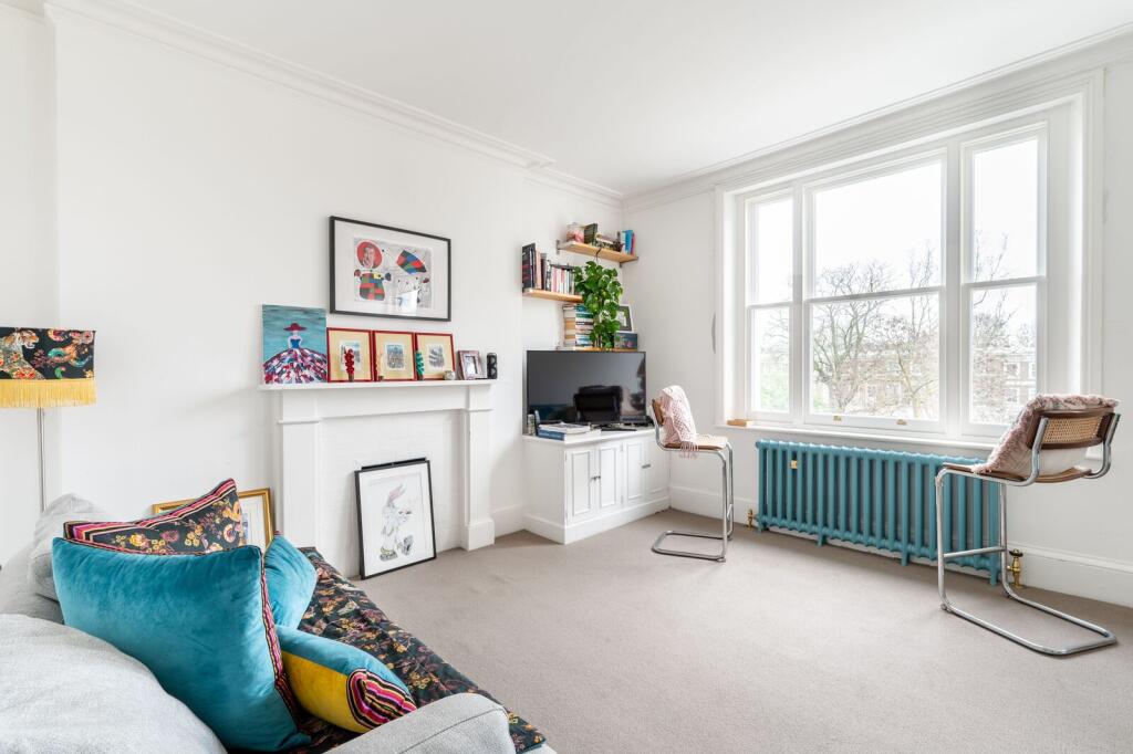 1 bed 1st Floor Flat for rent in Kensington. From Foxtons - Notting Hill