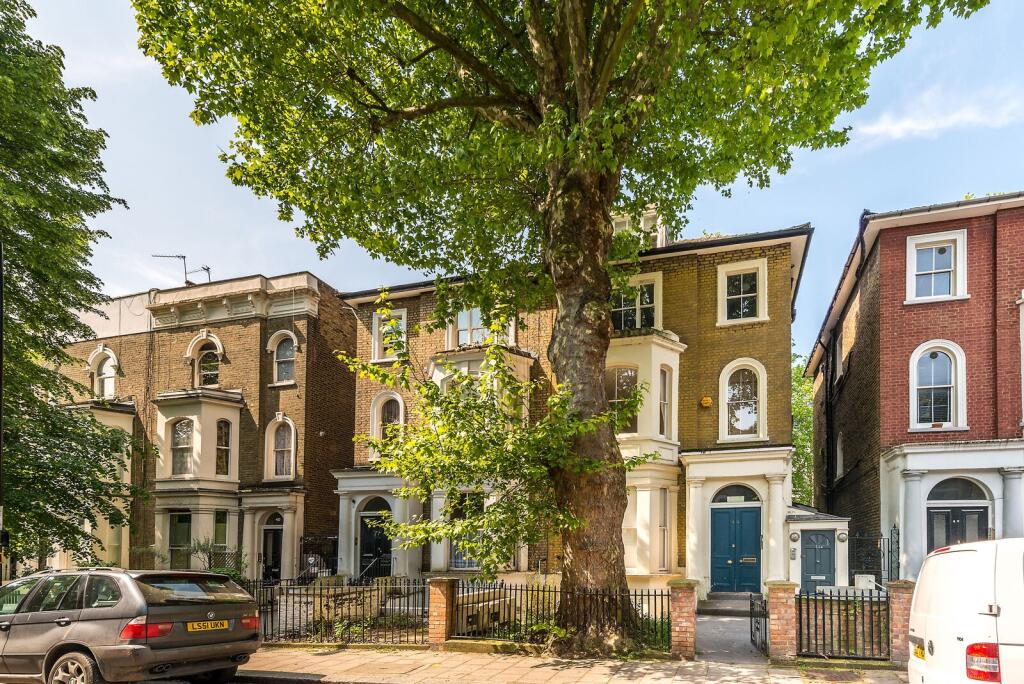 2 bed 1st Floor Flat for rent in London. From Foxtons - Notting Hill