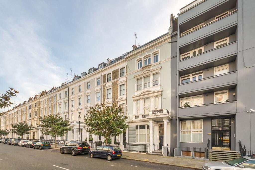 1 bed 1st Floor Flat for rent in Kensington. From Foxtons - Notting Hill 1 bed 1st Floor Flat for rent in Kensington. From Foxtons - Notting Hill