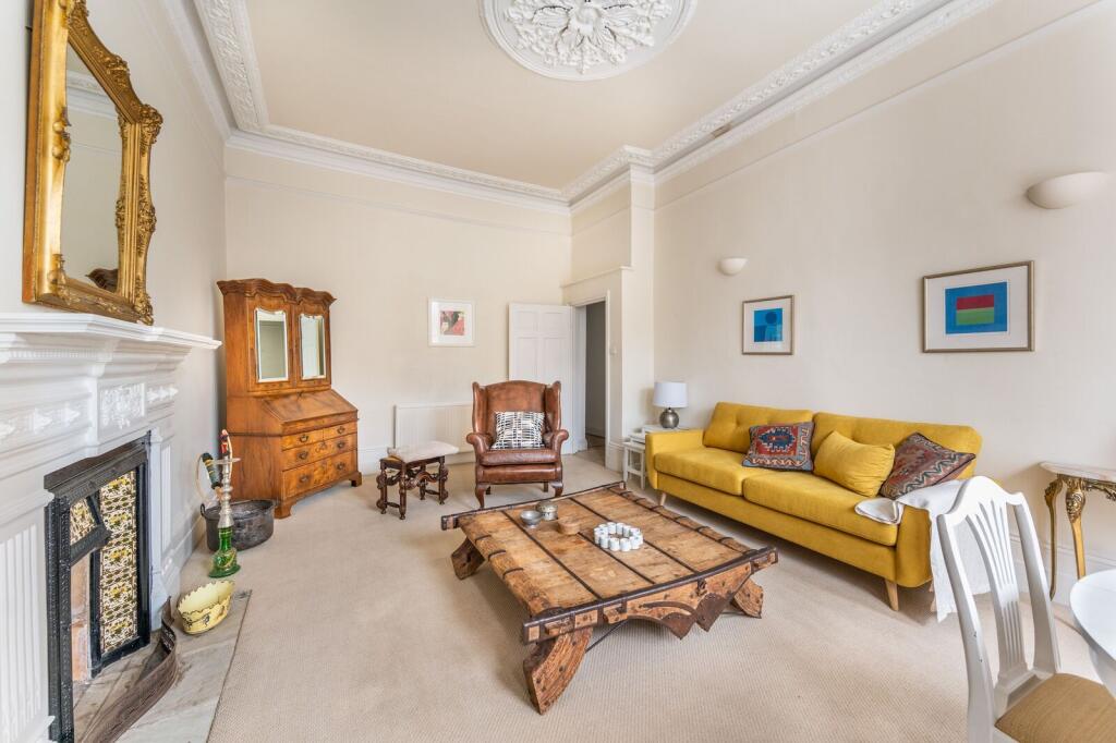 1 bed 1st Floor Flat for rent in London. From Foxtons - Notting Hill