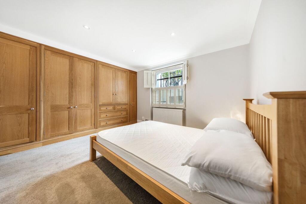 1 bed 1st Floor Flat for rent in London. From Foxtons - Notting Hill