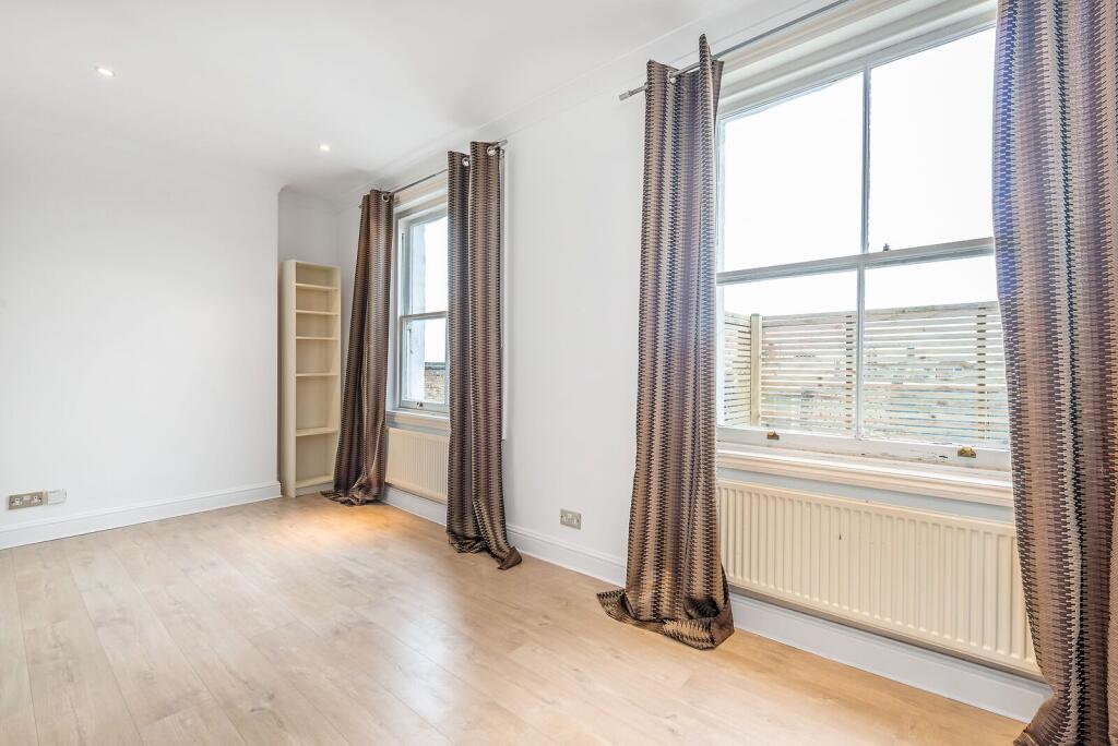 2 bed 1st Floor Flat for rent in London. From Foxtons - Notting Hill 2 bed 1st Floor Flat for rent in London. From Foxtons - Notting Hill