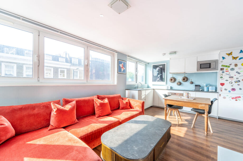 1 bed 1st Floor Flat for rent in London. From Foxtons - Notting Hill