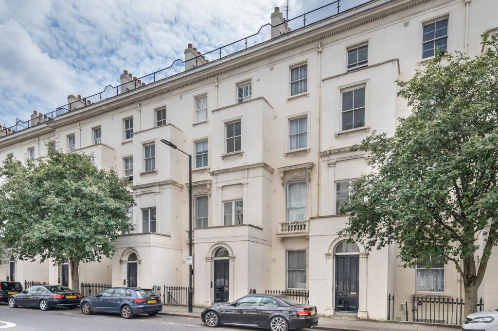 1 bed 1st Floor Flat for rent in London. From Foxtons - Notting Hill