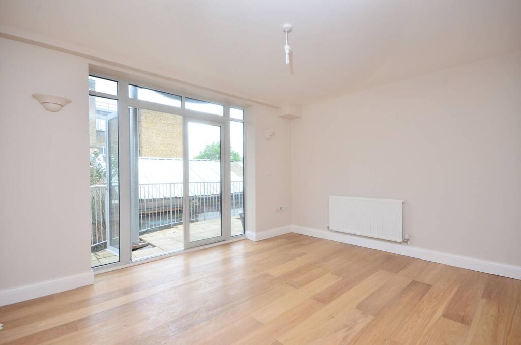 2 bed 1st Floor Flat for rent in Camberwell. From Foxtons - Peckham 2 bed 1st Floor Flat for rent in Camberwell. From Foxtons - Peckham