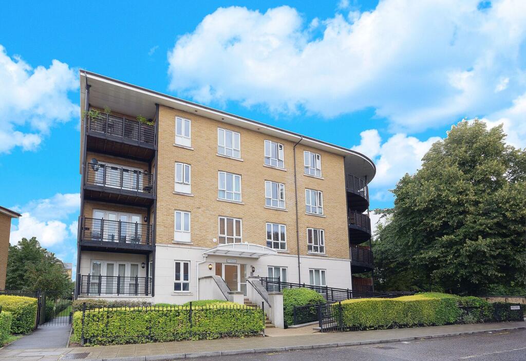 2 bed 1st Floor Flat for rent in Camberwell. From Foxtons - Peckham 2 bed 1st Floor Flat for rent in Camberwell. From Foxtons - Peckham