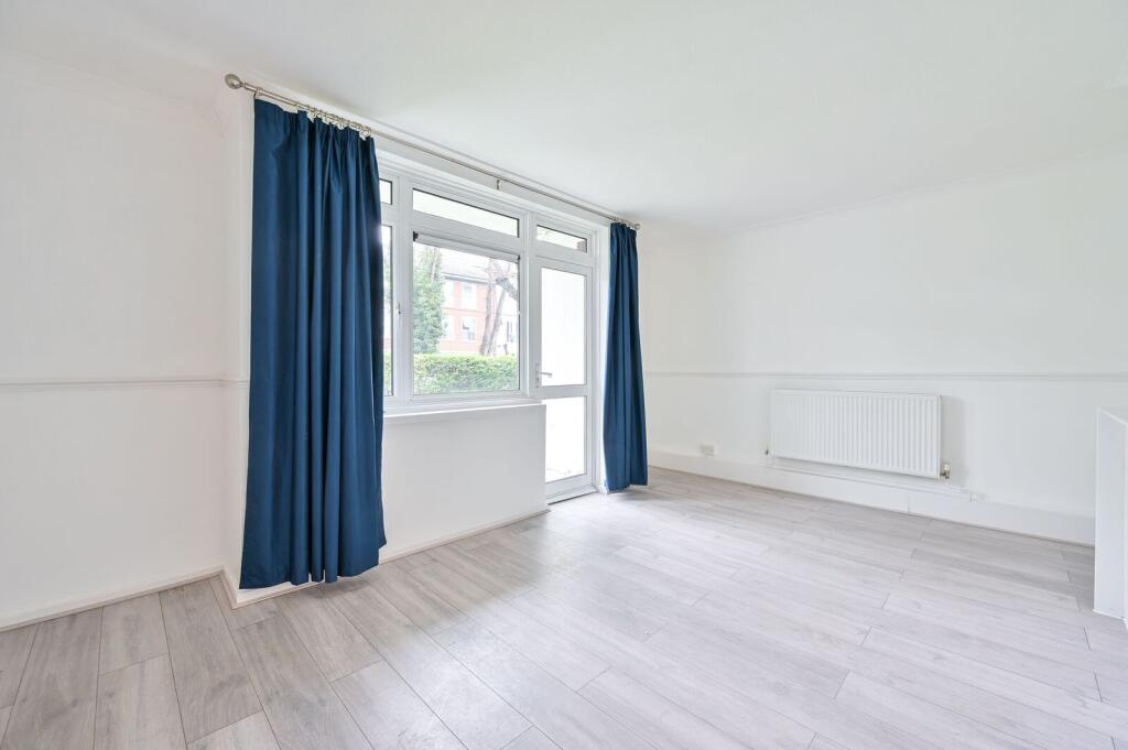 2 bed 1st Floor Flat for rent in Deptford. From Foxtons - Peckham 2 bed 1st Floor Flat for rent in Deptford. From Foxtons - Peckham