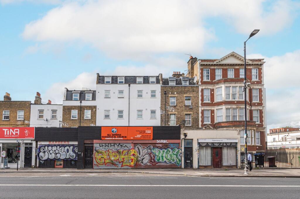 2 bed 1st Floor Flat for rent in Camberwell. From Foxtons - Peckham