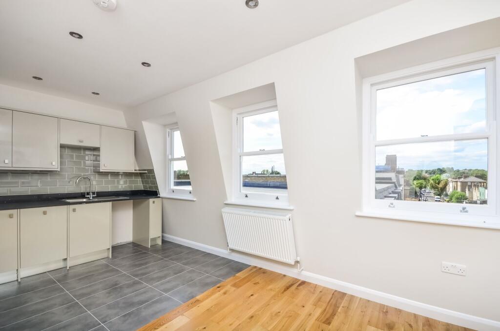 2 bed 1st Floor Flat for rent in London. From Foxtons - Peckham 2 bed 1st Floor Flat for rent in London. From Foxtons - Peckham