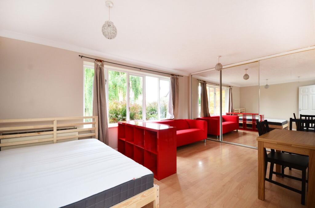 0 bed Studio for rent in London. From Foxtons - Peckham