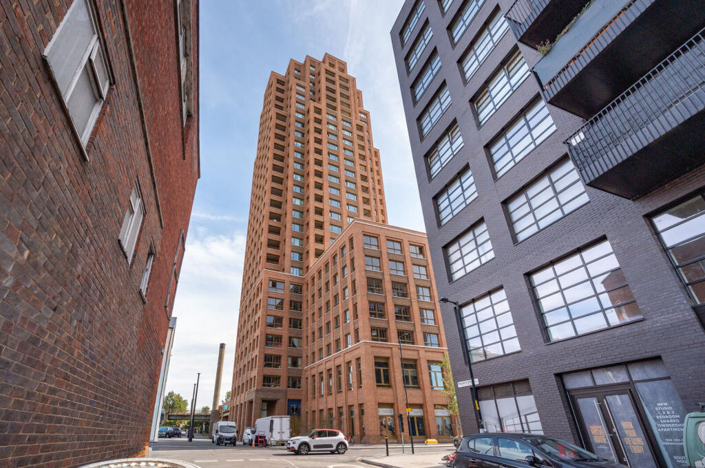 1 bed 1st Floor Flat for rent in London. From Foxtons - Peckham 1 bed 1st Floor Flat for rent in London. From Foxtons - Peckham
