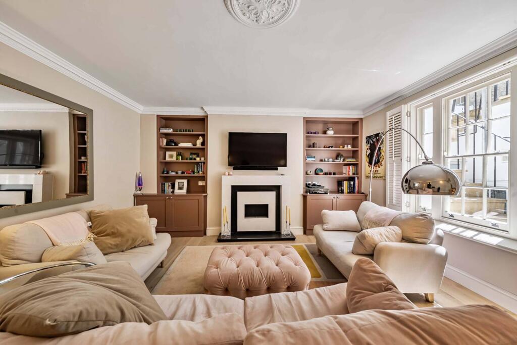 2 bed 1st Floor Flat for rent in Chelsea. From Foxtons - Pimlico