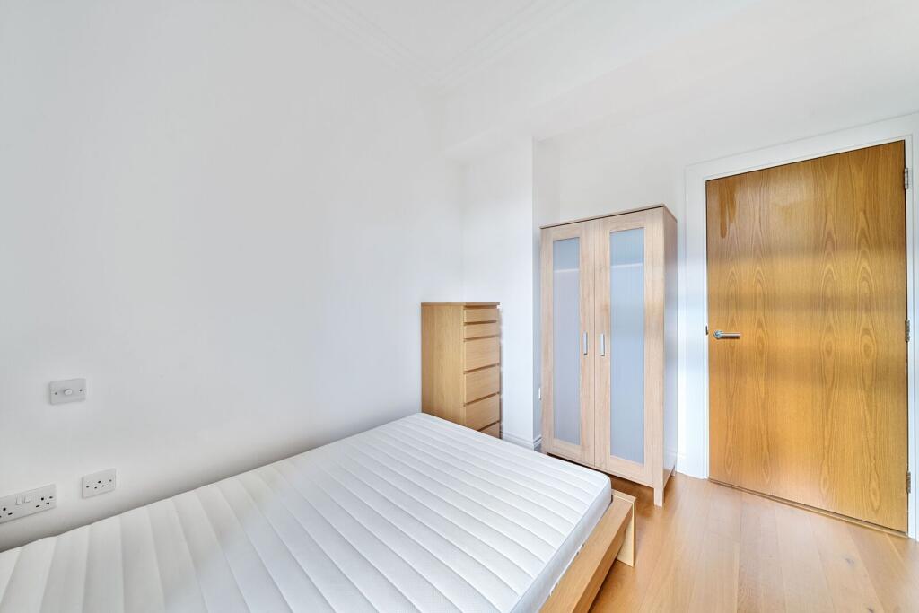 2 bed 1st Floor Flat for rent in London. From Foxtons - Pimlico