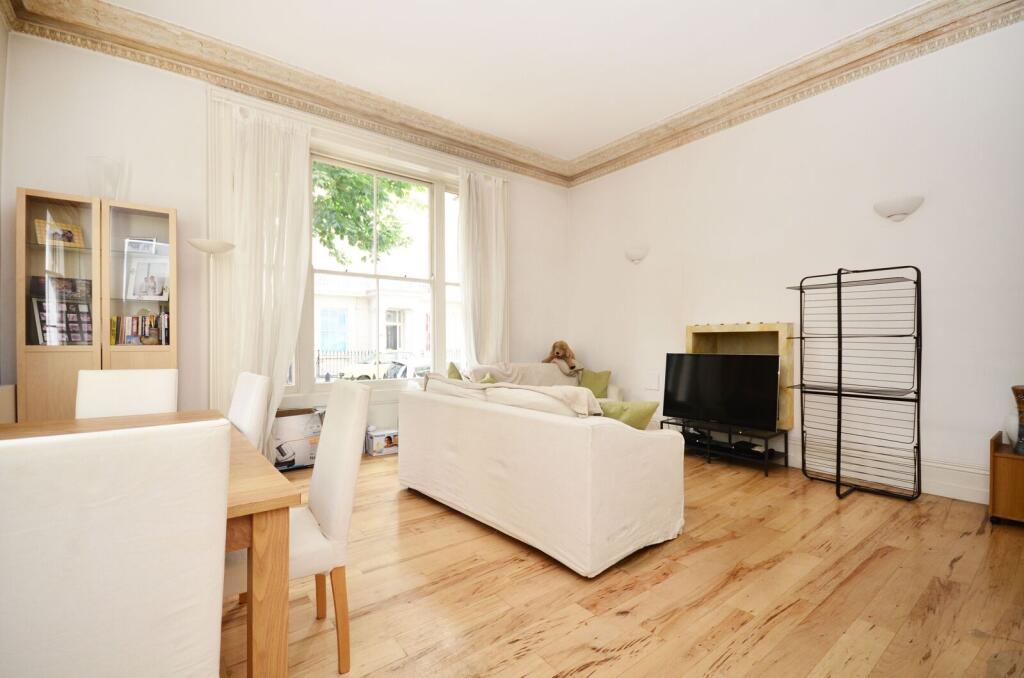 1 bed 1st Floor Flat for rent in Chelsea. From Foxtons - Pimlico