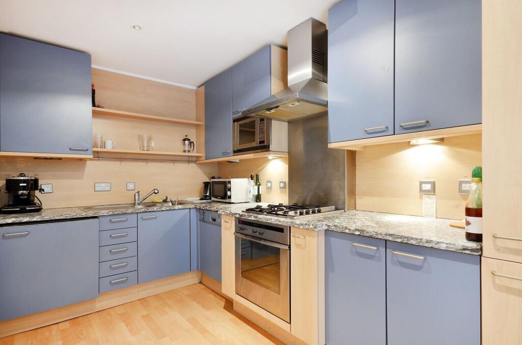 1 bed 1st Floor Flat for rent in Westminster. From Foxtons - Pimlico