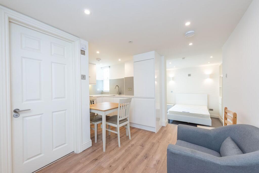 4 bed Studio for rent in London. From Foxtons - Pimlico
