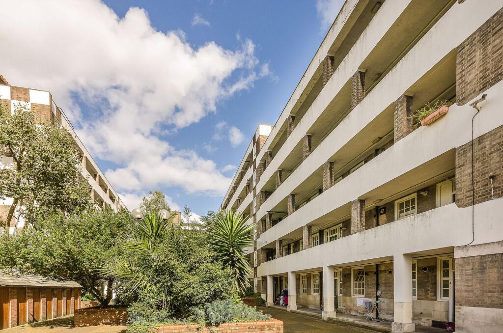 1 bed 1st Floor Flat for rent in Westminster. From Foxtons - Pimlico