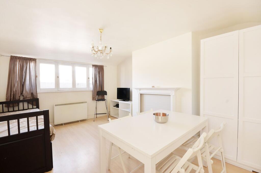 1 bed 1st Floor Flat for rent in London. From Foxtons - Pimlico