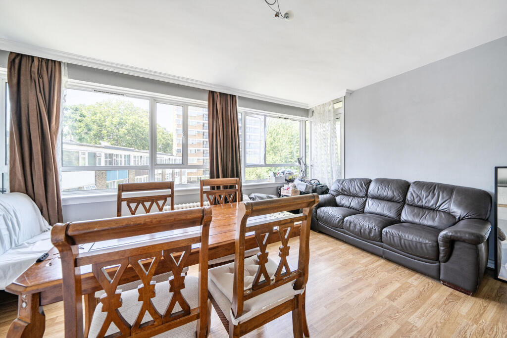 2 bed 1st Floor Flat for rent in Chelsea. From Foxtons - Pimlico