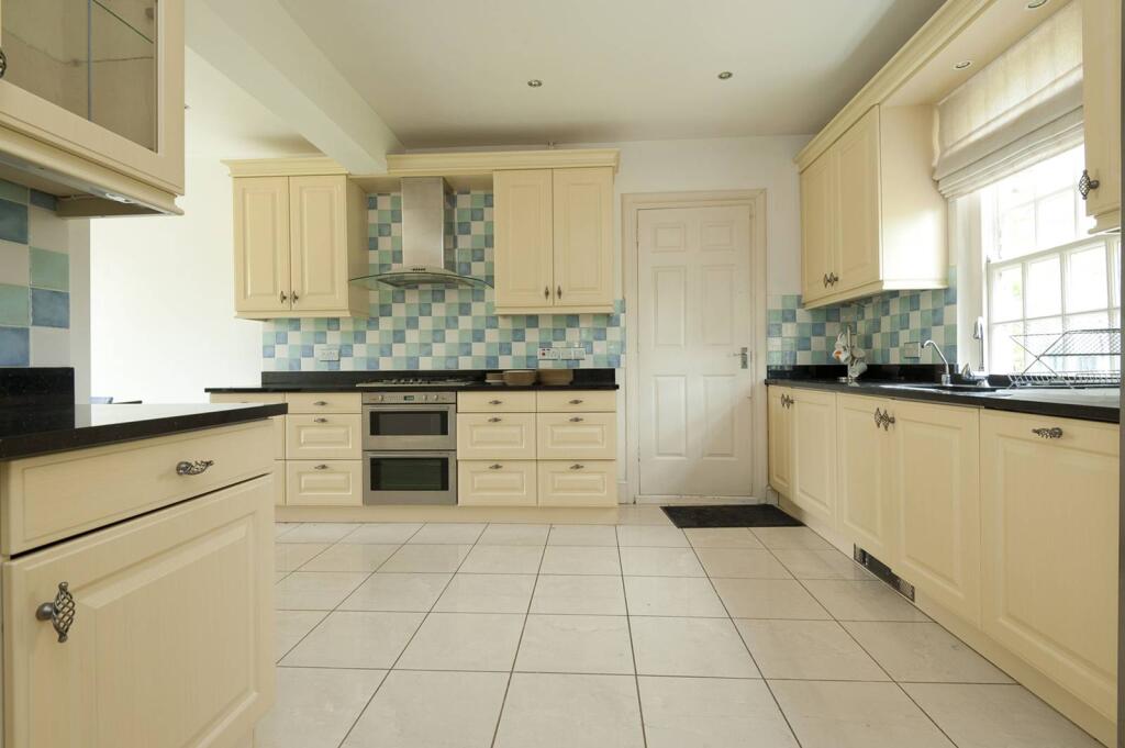 6 bed Detached for rent in Northwood. From Foxtons - Pinner