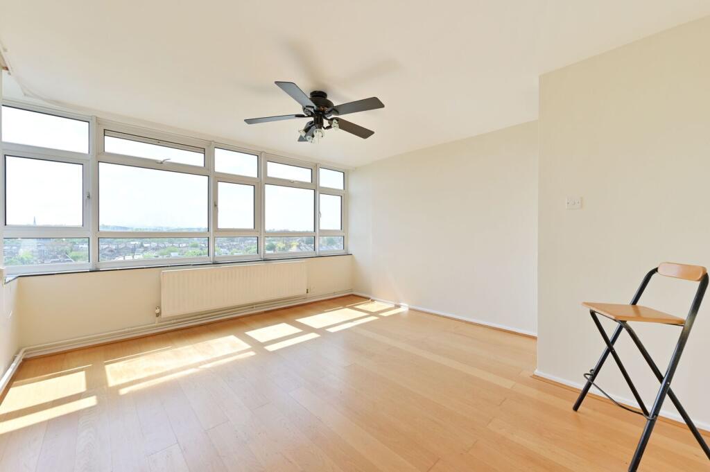 2 bed 1st Floor Flat for rent in London. From Foxtons - Putney