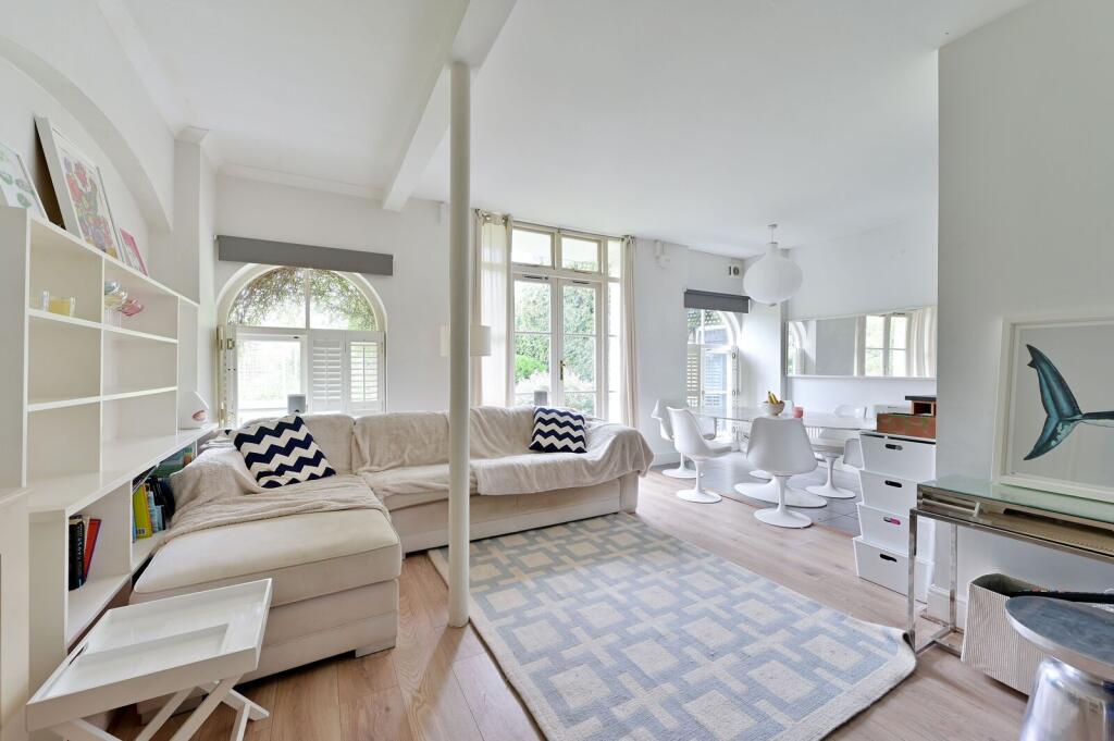 2 bed 1st Floor Flat for rent in London. From Foxtons - Putney