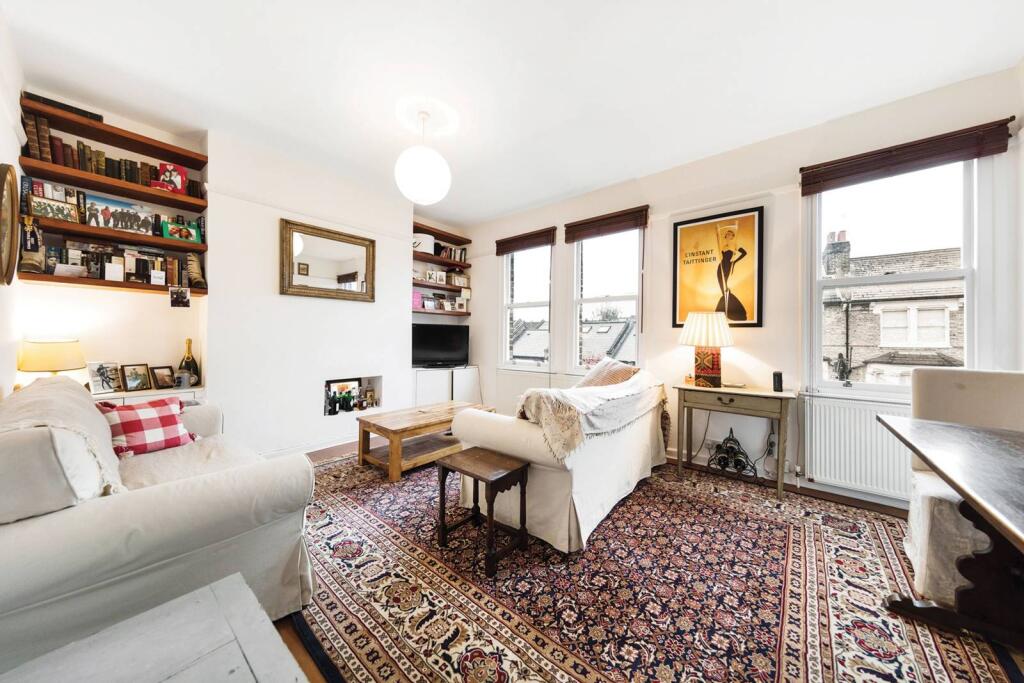 1 bed 1st Floor Flat for rent in London. From Foxtons - Shepherds Bush