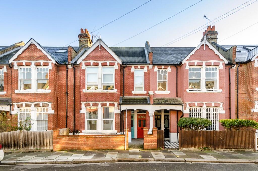 3 bed Annexe for rent in Hammersmith. From Foxtons - Shepherds Bush