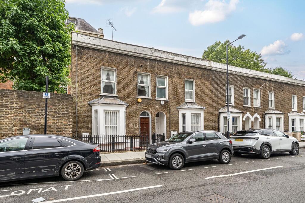 2 bed Detached for rent in Hammersmith. From Foxtons - Shepherds Bush