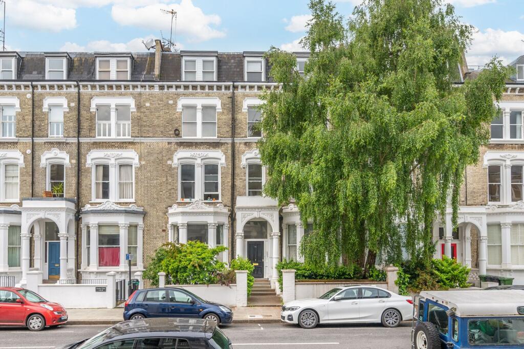 2 bed 1st Floor Flat for rent in London. From Foxtons - Shepherds Bush 2 bed 1st Floor Flat for rent in London. From Foxtons - Shepherds Bush