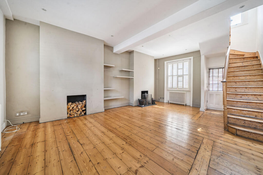 3 bed Detached for rent in Hammersmith. From Foxtons - Shepherds Bush 3 bed Detached for rent in Hammersmith. From Foxtons - Shepherds Bush
