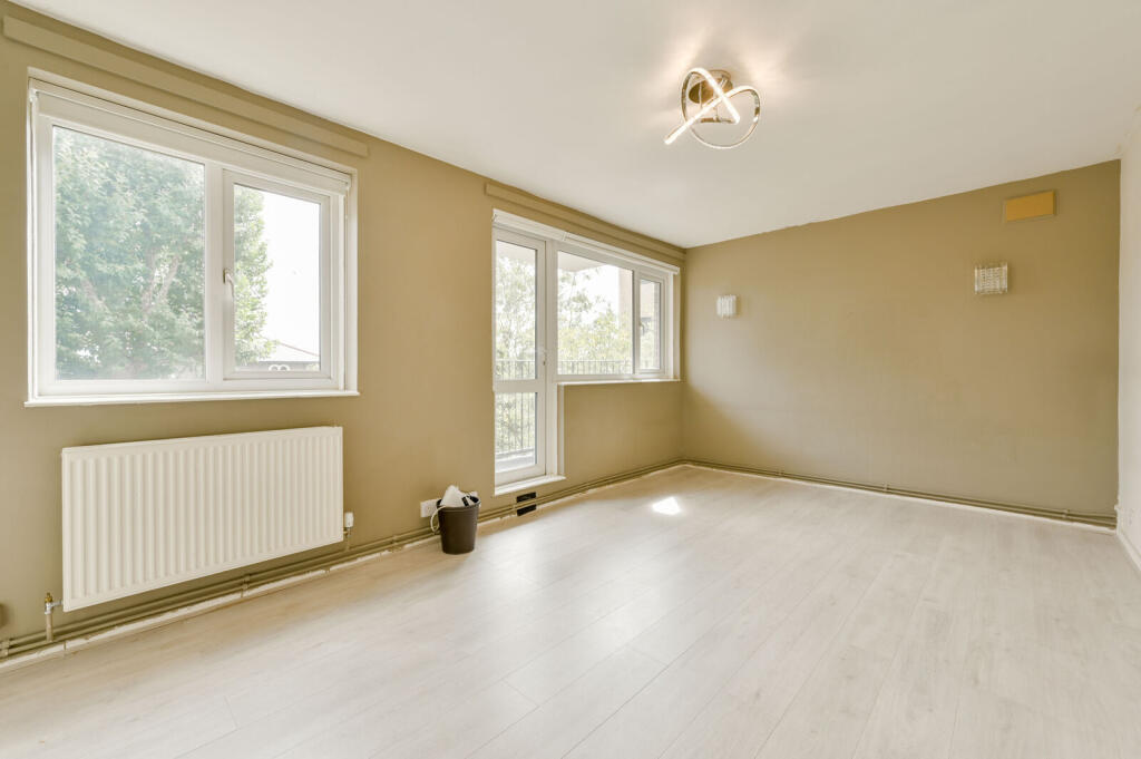 2 bed 1st Floor Flat for rent in London. From Foxtons - Shepherds Bush