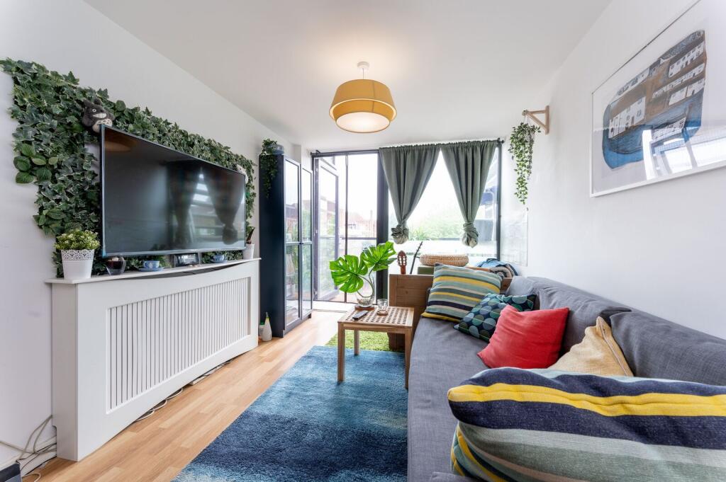 1 bed 1st Floor Flat for rent in London. From Foxtons - Shepherds Bush 1 bed 1st Floor Flat for rent in London. From Foxtons - Shepherds Bush