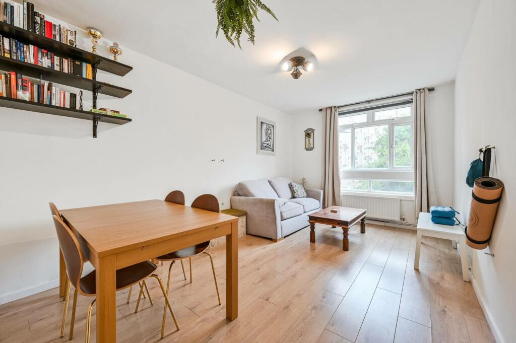 1 bed 1st Floor Flat for rent in London. From Foxtons - Shoreditch