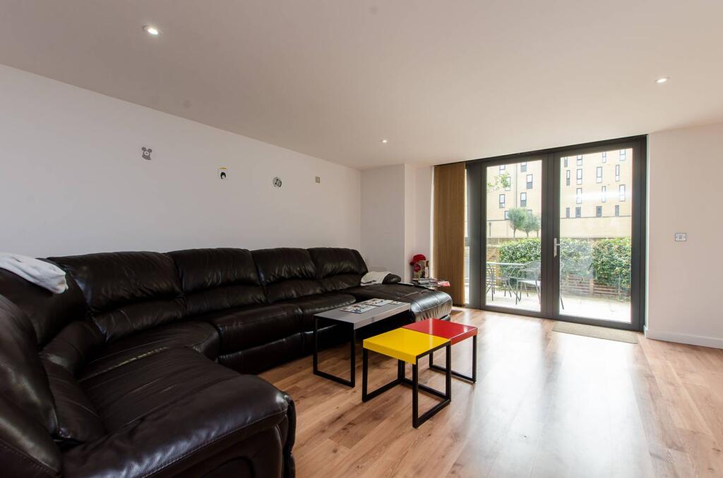 3 bed Annexe for rent in London. From Foxtons - Shoreditch