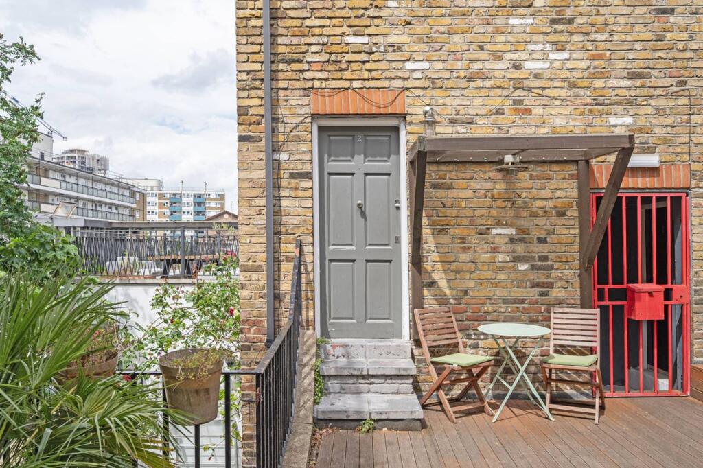 2 bed 1st Floor Flat for rent in London. From Foxtons - Shoreditch